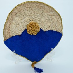 Un fan traditionnelle 